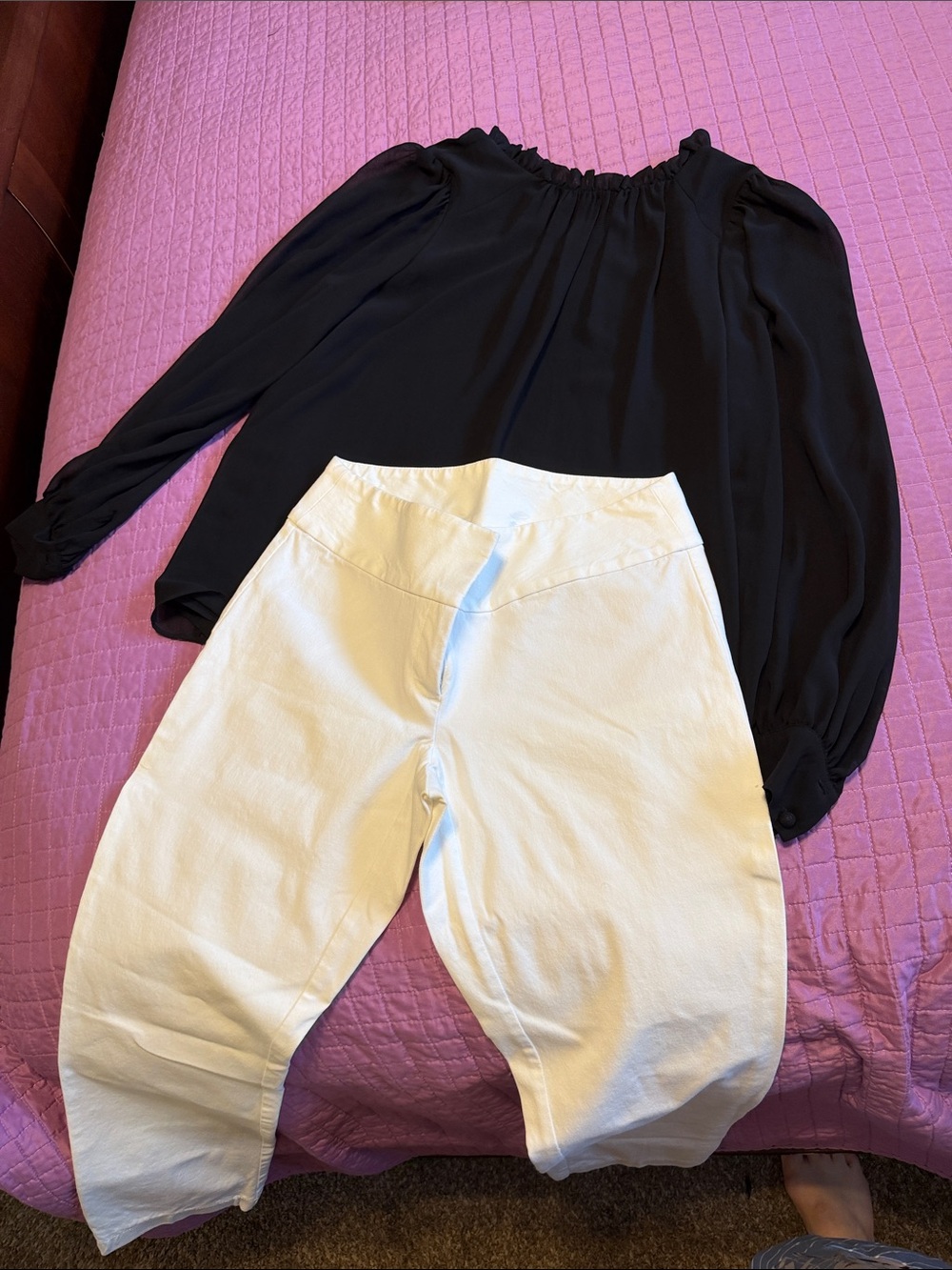 Women’s White Pull-On Ponte Pants - Classic Comfort